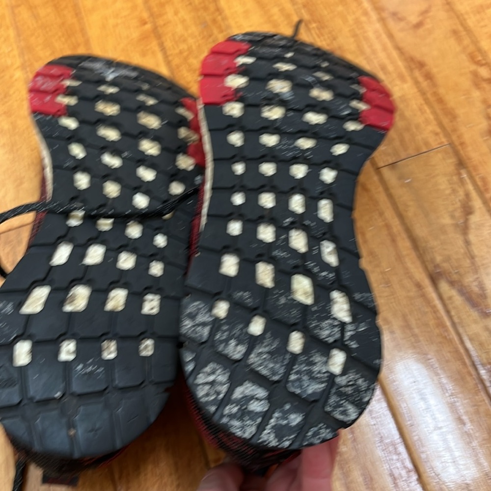 Nike Boost - Picture 2 of 6